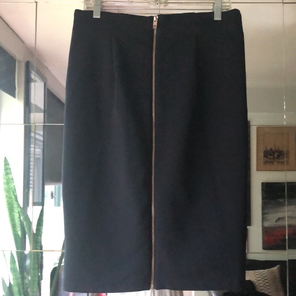 Philosophy Dresses & Skirts - 🇺🇸 Philosophy Navy Stretch Pencil Skirt- US10